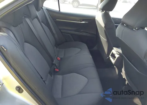 2020 Toyota Camry Le z USA, uszkodzony, nr VIN 4T1C11AK9LU960376